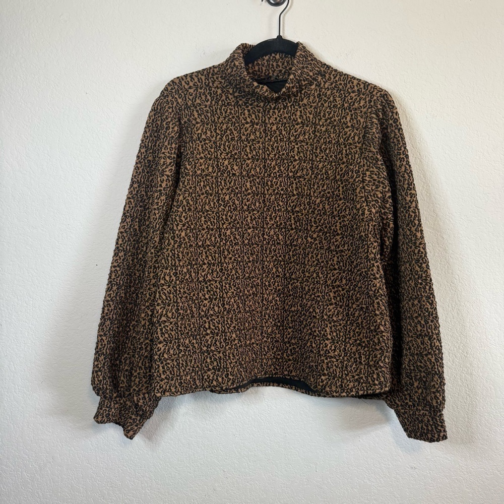 Zara Brown Black Quilted Long Sleeve Leopard Mock Neck Sweater Shirt Size Medium